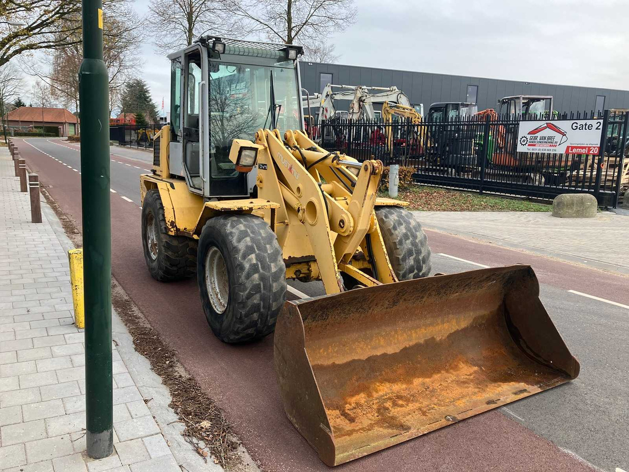 Wheel loader GEHL EUROPE - 2006 - KL498 - SHOVEL