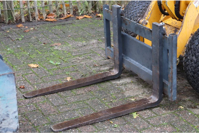 Wheel loader Gebr Knikmops 100