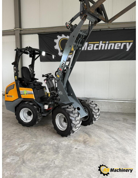 Wheel loader Giant G2200E