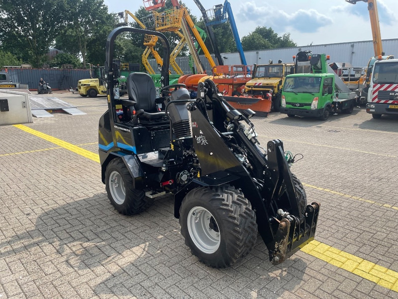 Wheel loader Giant G 2200 E