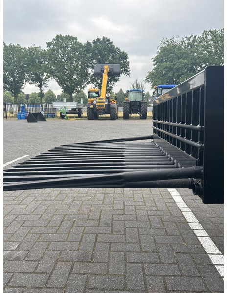 Wheel loader Giant Tobroco Tegelriek