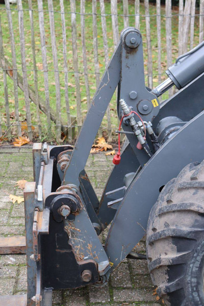 Wheel loader Giant V452T