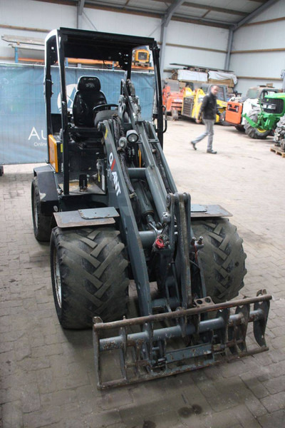 Wheel loader Giant V452T HD