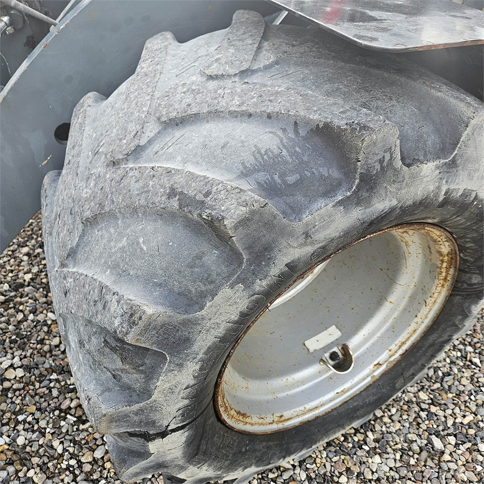 Wheel loader Giant V452T X-TRA HD