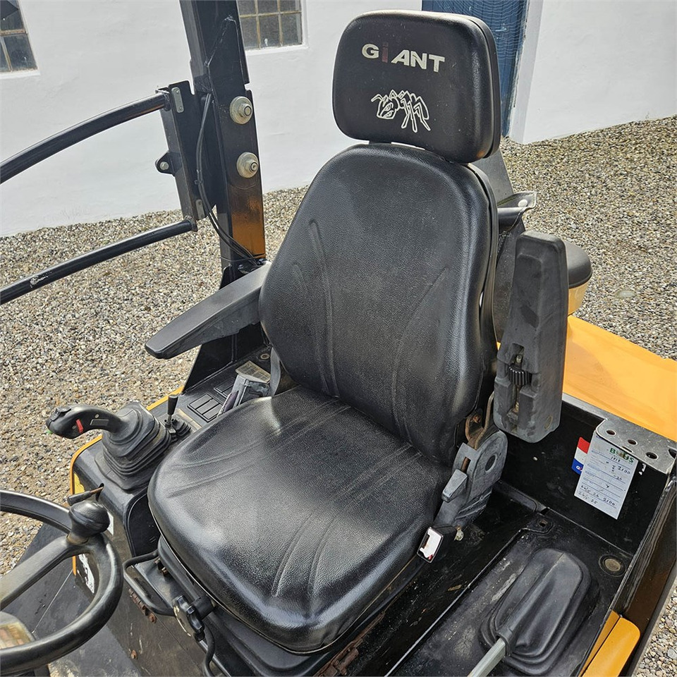 Wheel loader Giant V452T X-TRA HD