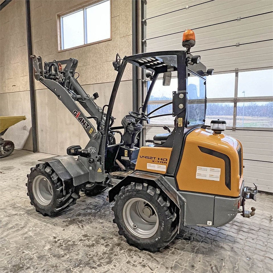 Wheel loader Giant V452T X-Tra HD
