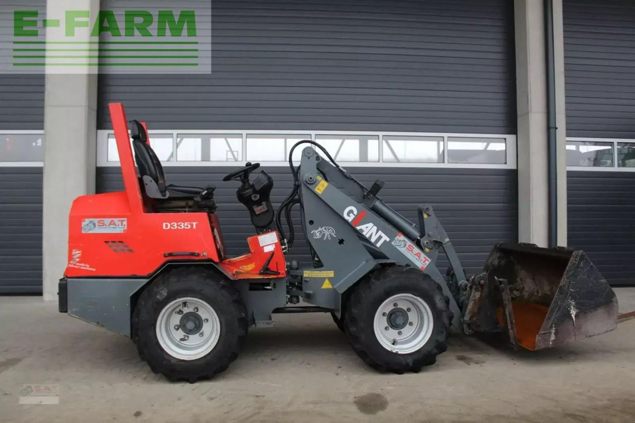 Wheel loader Giant hoflader d 335 t