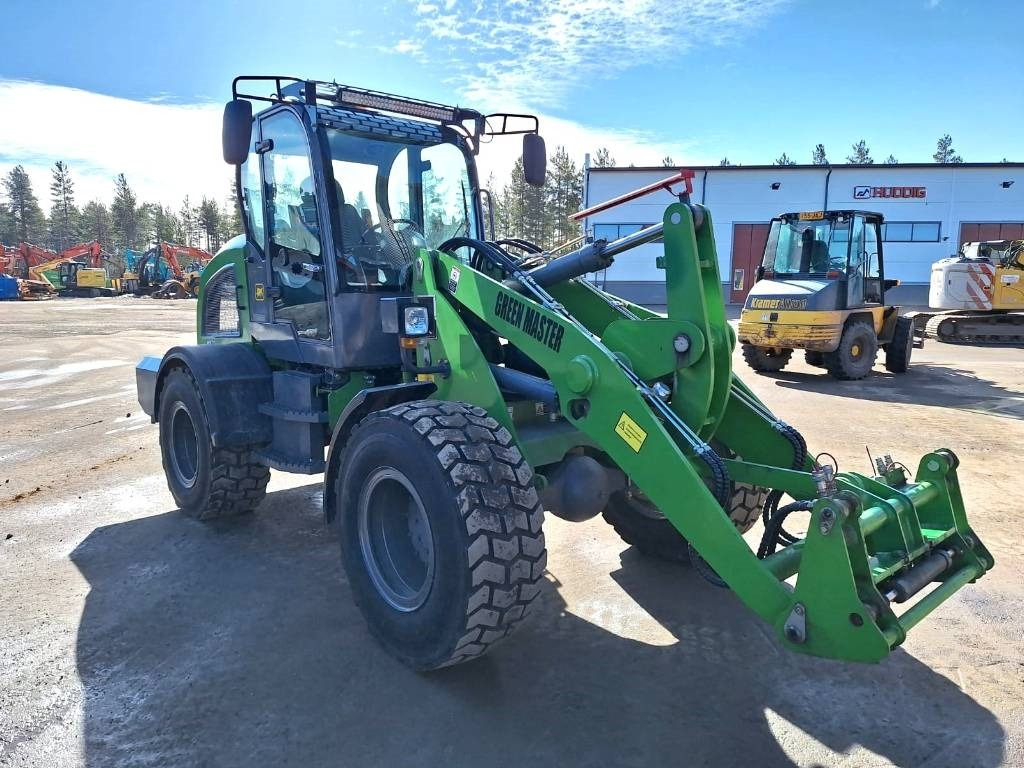 Wheel loader Greenmaster 825 PIIKIT, KAUHA JA HIEKOITIN