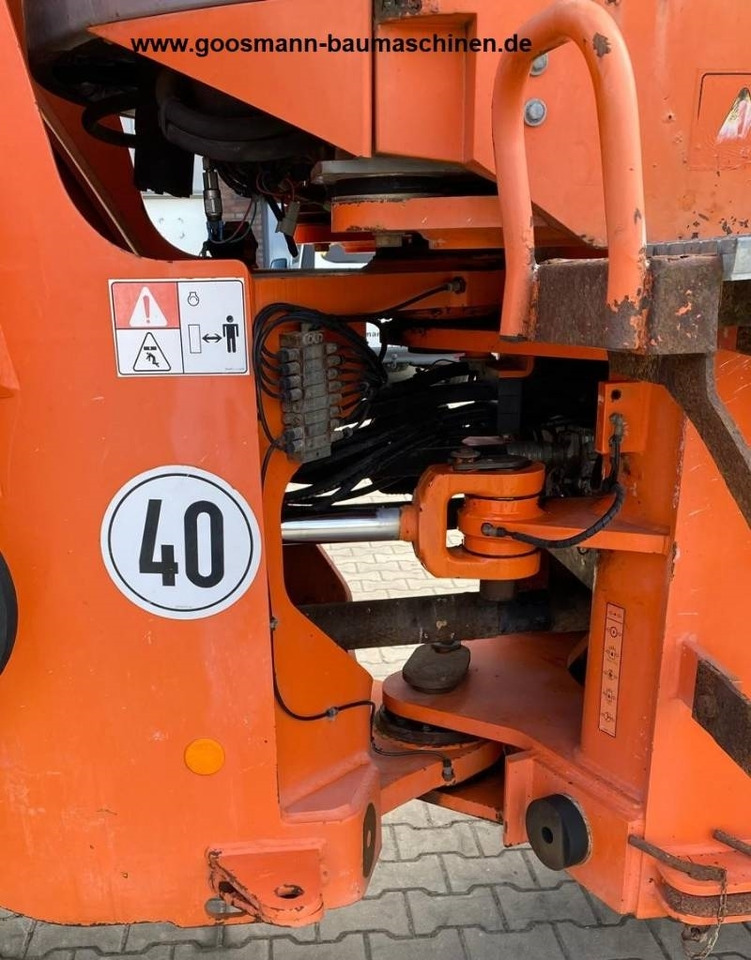 Wheel loader HITACHI LX 210E