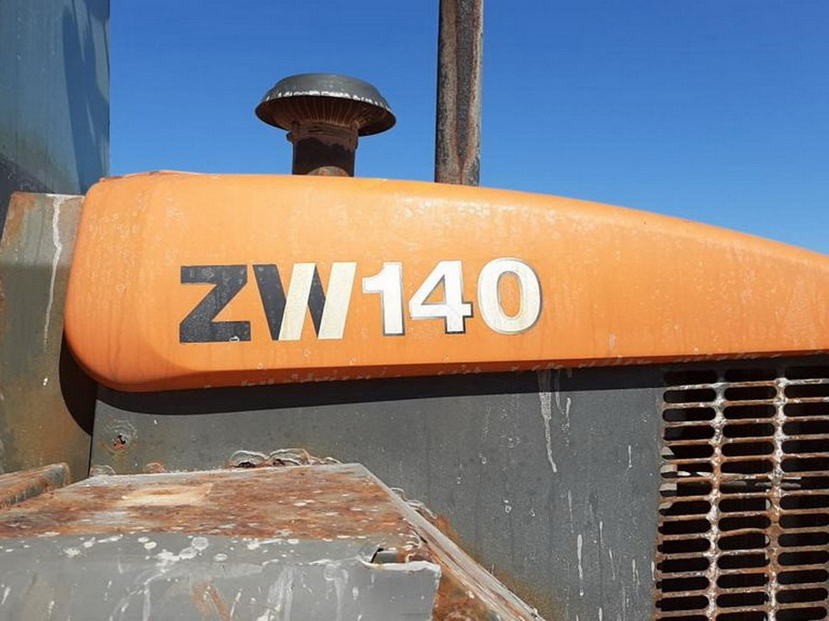 Wheel loader HITACHI ZW140
