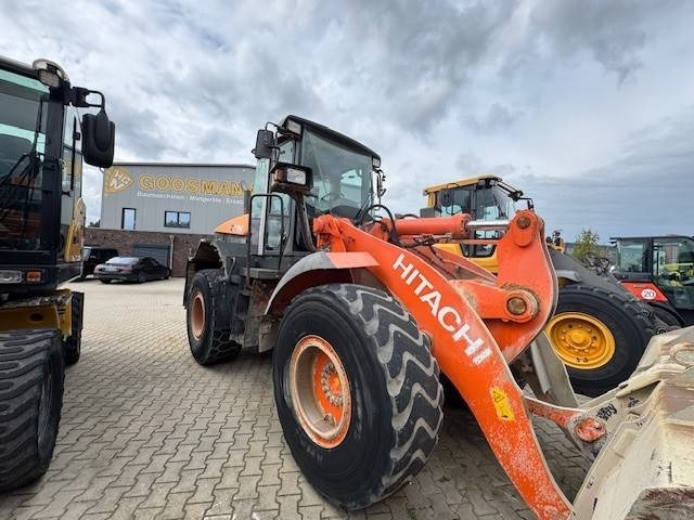Wheel loader HITACHI ZW180