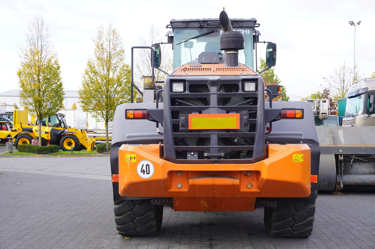 Wheel loader HITACHI ZW220 articulated loader / 2 buckets