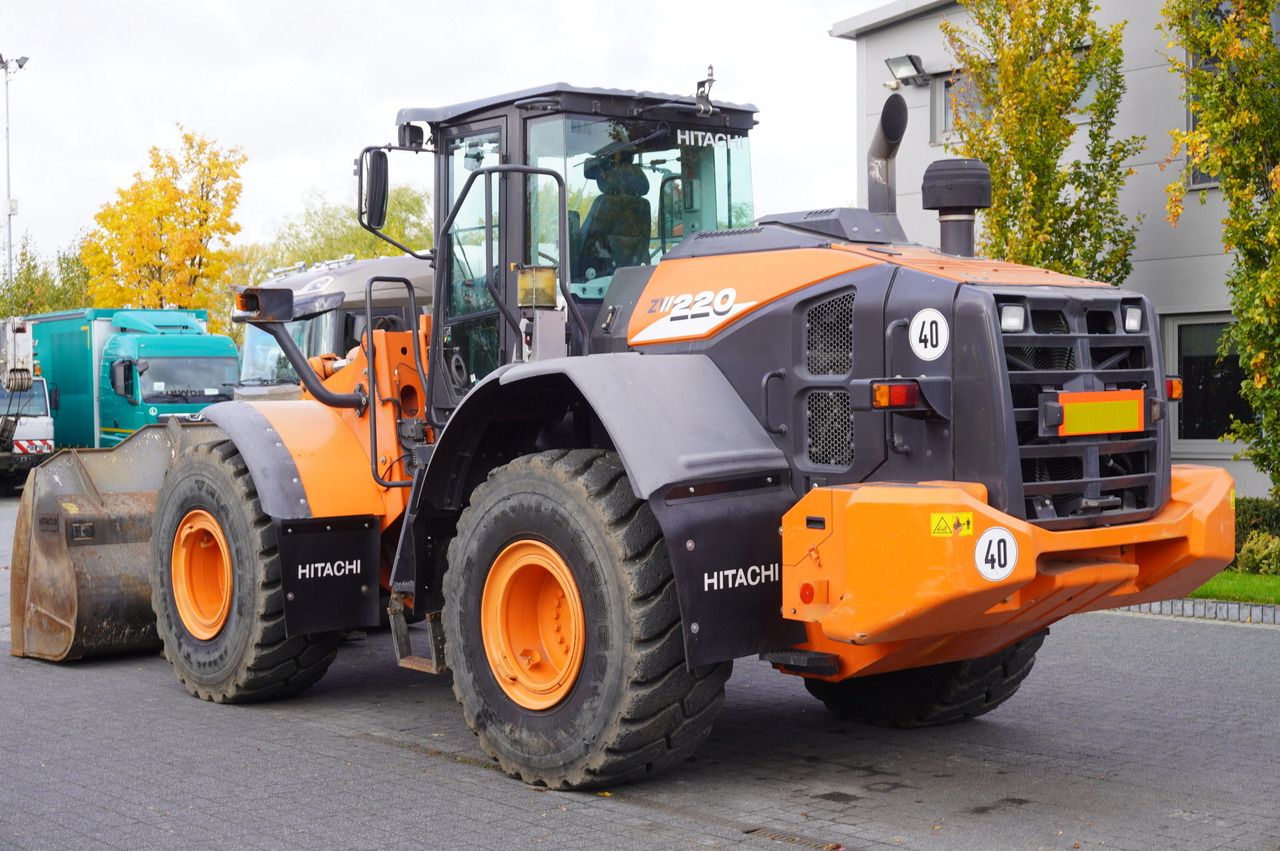Wheel loader HITACHI ZW220 articulated loader / 2 buckets