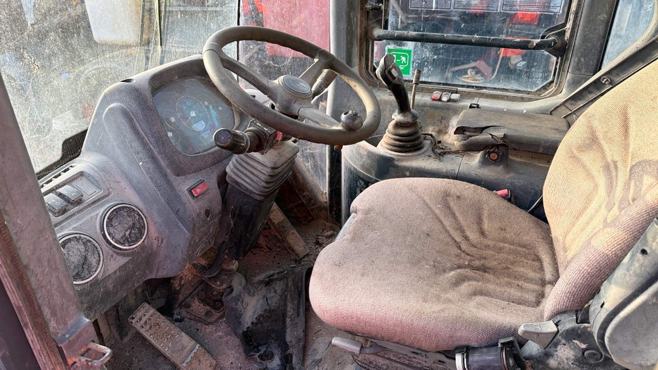 Wheel loader HYUNDAI HL73O-9