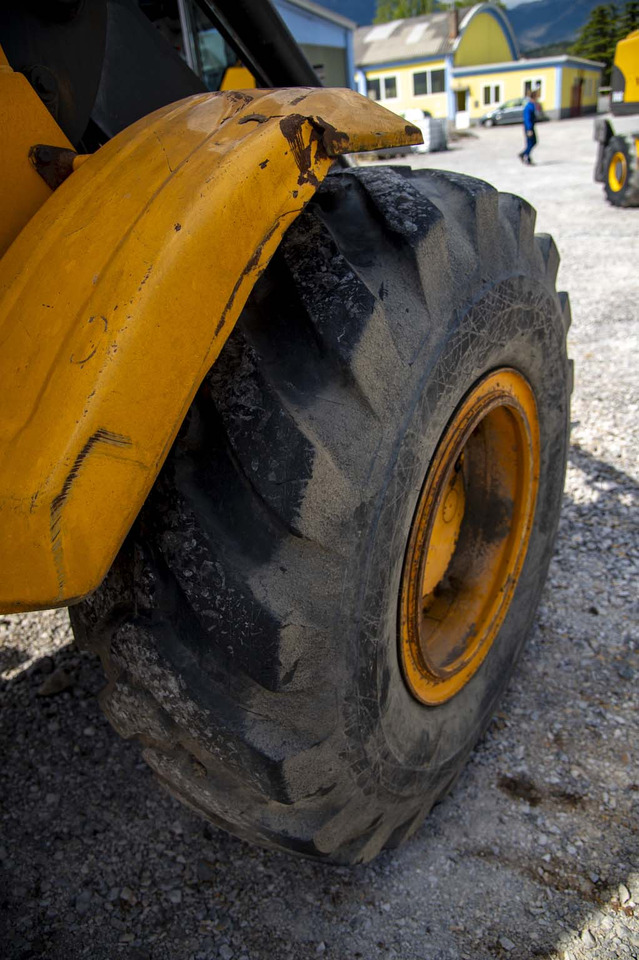 Wheel loader HYUNDAI HL740TM-7 for parts