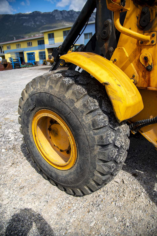 Wheel loader HYUNDAI HL740TM-7 for parts