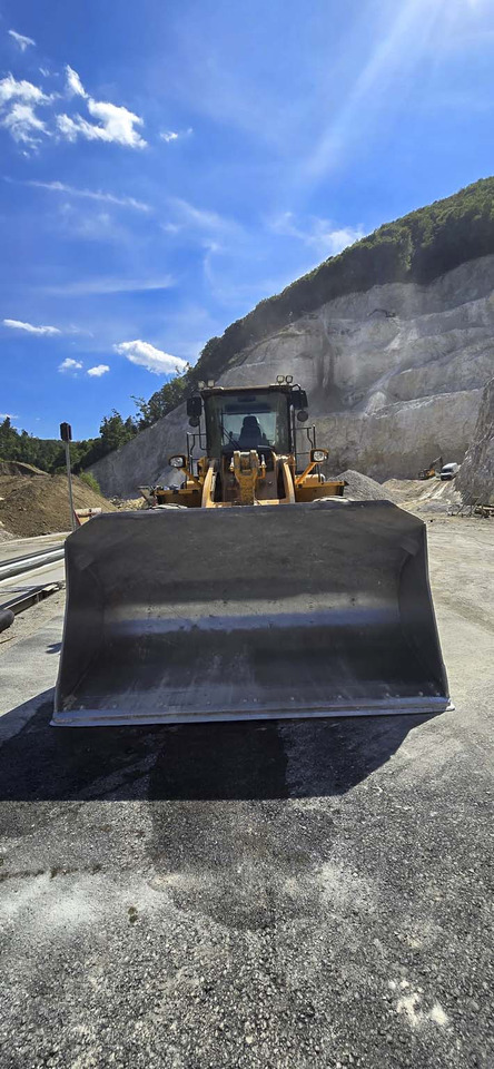 Wheel loader HYUNDAI HL970
