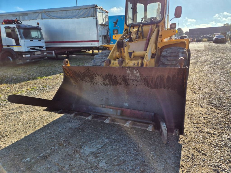 Wheel loader Hanomag 33 D //forks / Bucket//