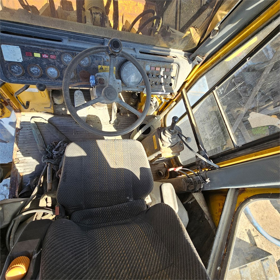 Wheel loader Hanomag 44D Turbo