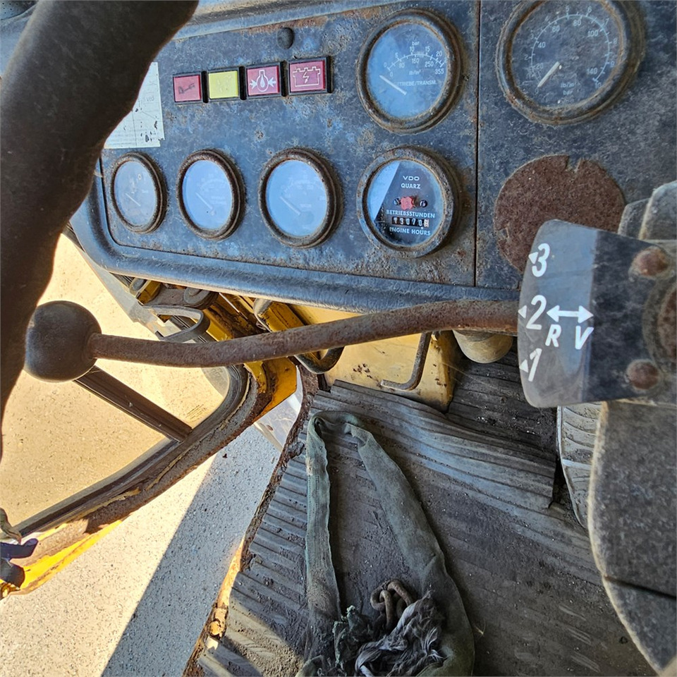Wheel loader Hanomag 44D Turbo