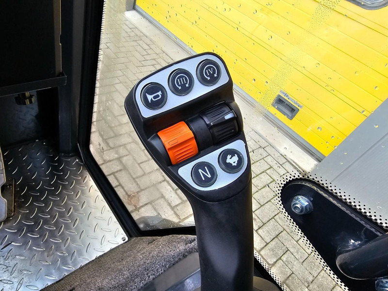 Wheel loader Heracles H280