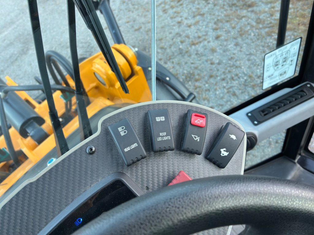 Wheel loader Heracles H580