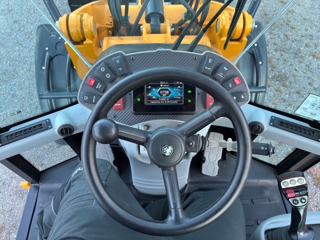 Wheel loader Heracles H580
