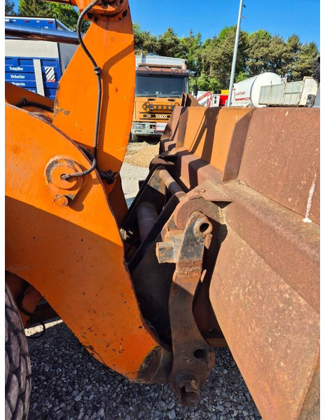 Wheel loader Hitachi FR 130