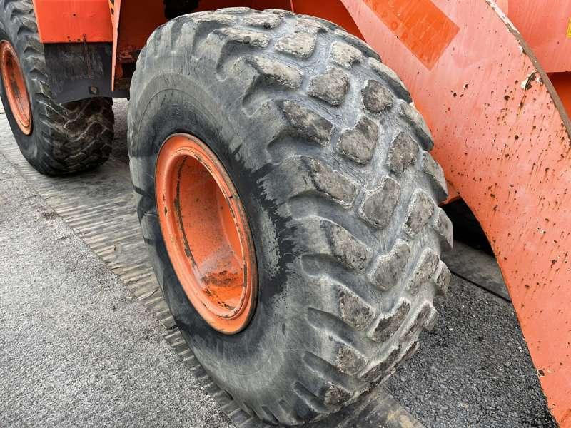 Wheel loader Hitachi W130A