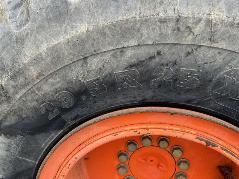 Wheel loader Hitachi W130A