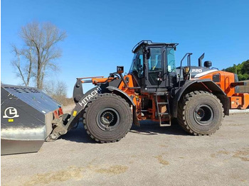 Wheel loader Hitachi ZW220-7
