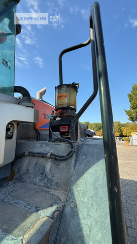 Wheel loader Hitachi ZW250-6