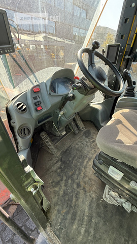 Wheel loader Hitachi ZW250-6