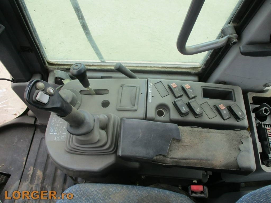 Wheel loader Hitachi ZW 250