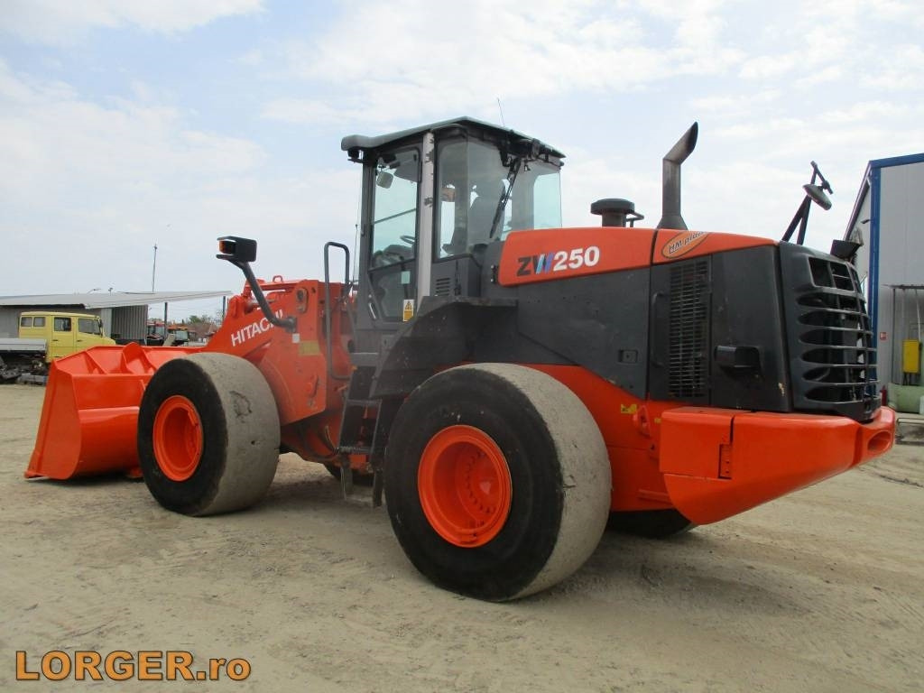 Wheel loader Hitachi ZW 250