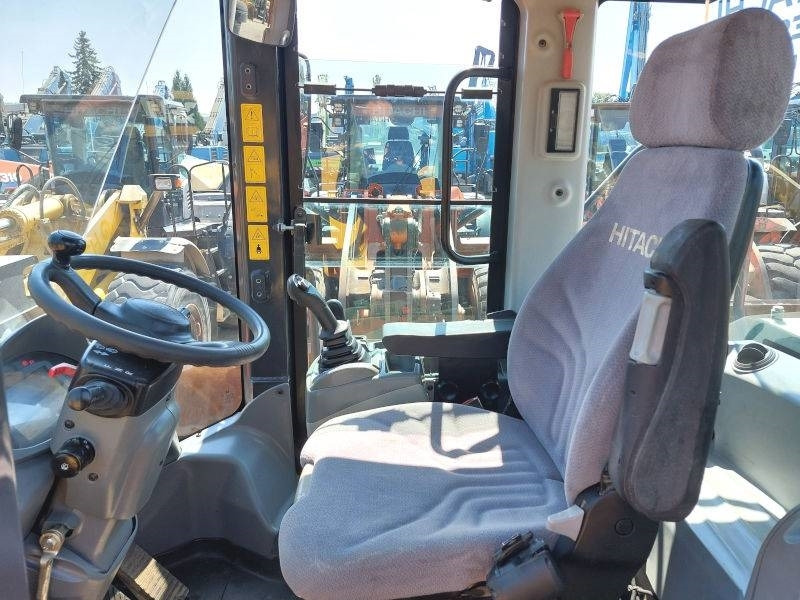 Wheel loader Hitachi ZW 250-6