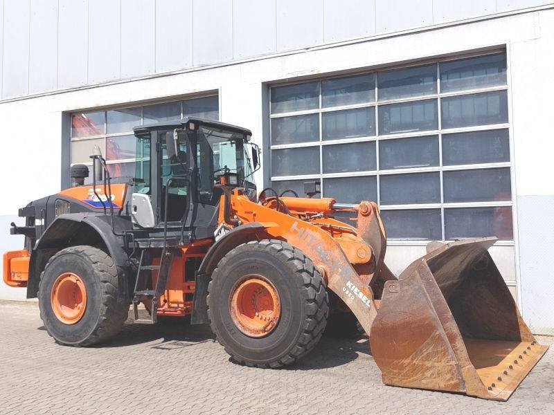 Wheel loader Hitachi ZW 250-6