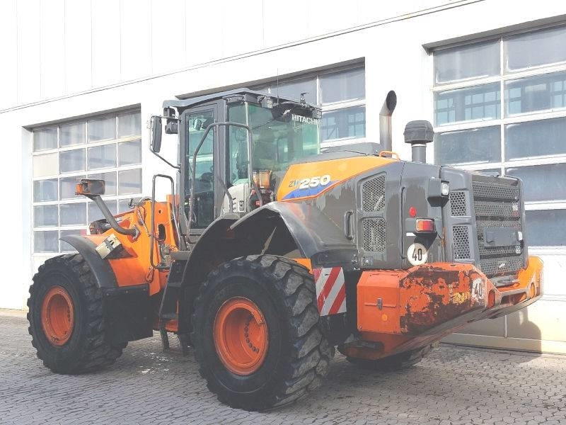 Wheel loader Hitachi ZW 250-6
