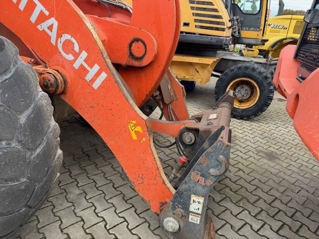 Wheel loader Hitachi ZW 250-6