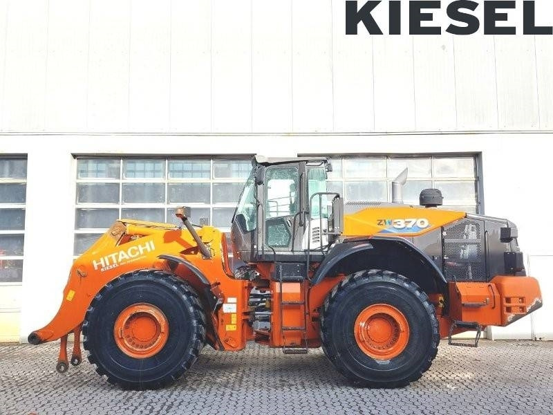 Wheel loader Hitachi ZW 370-6