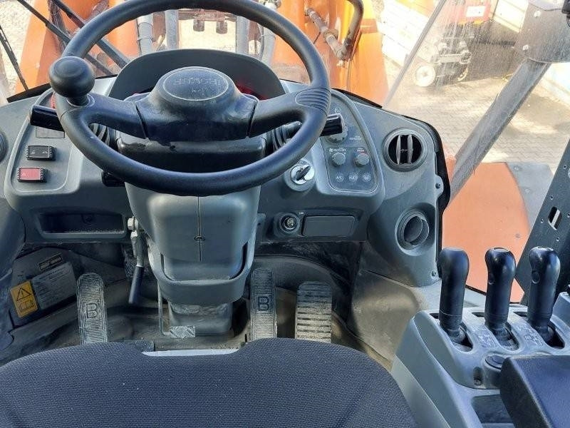 Wheel loader Hitachi ZW 370-6