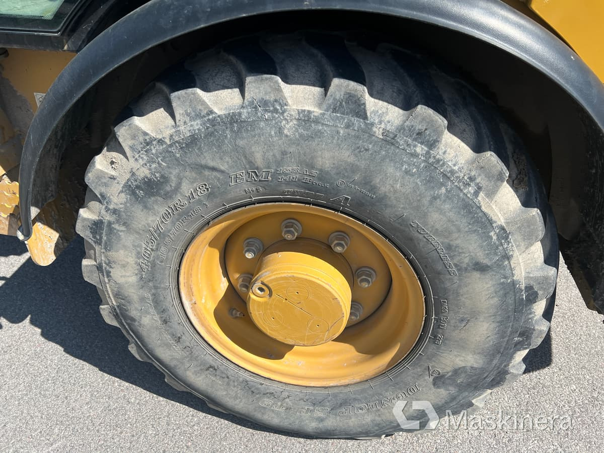 Wheel loader Hjullastare CAT 906M med redskap