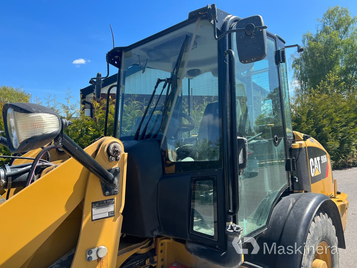 Wheel loader Hjullastare CAT 906M med redskap