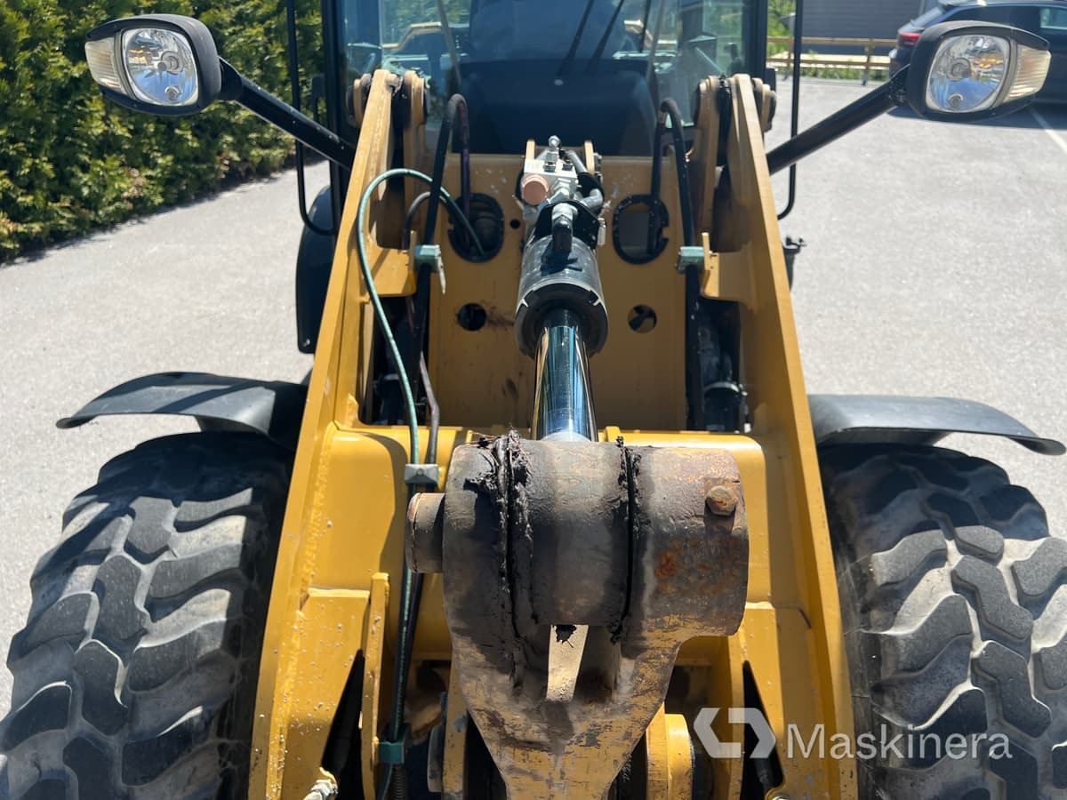 Wheel loader Hjullastare CAT 906M med redskap