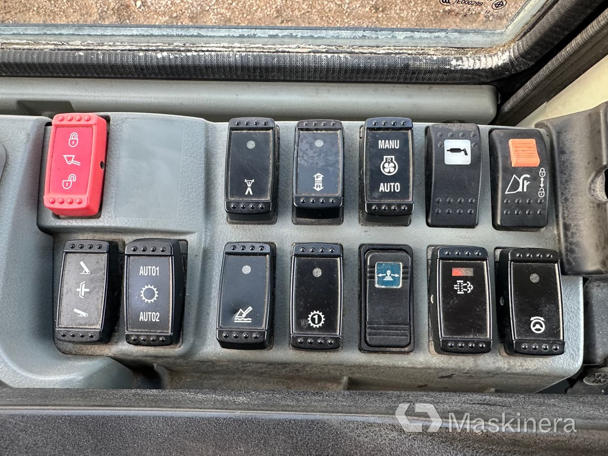 Wheel loader Hjullastare Hitachi ZW180 PL-6