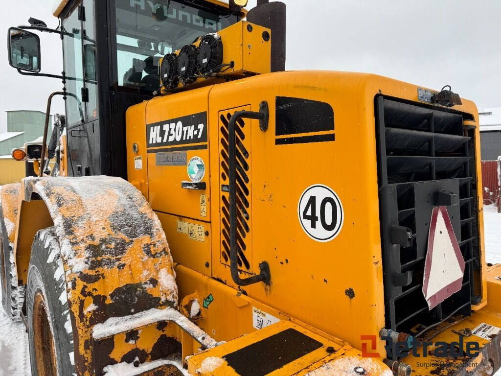 Wheel loader Hjullastare Hyundai HL730 TM-7 med planerskopa