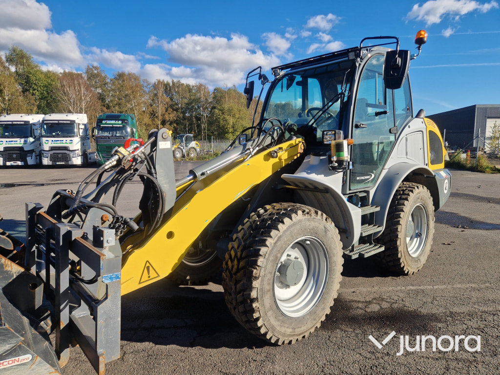 Wheel loader Hjullastare - Kramer 8115, med vikplog Holms