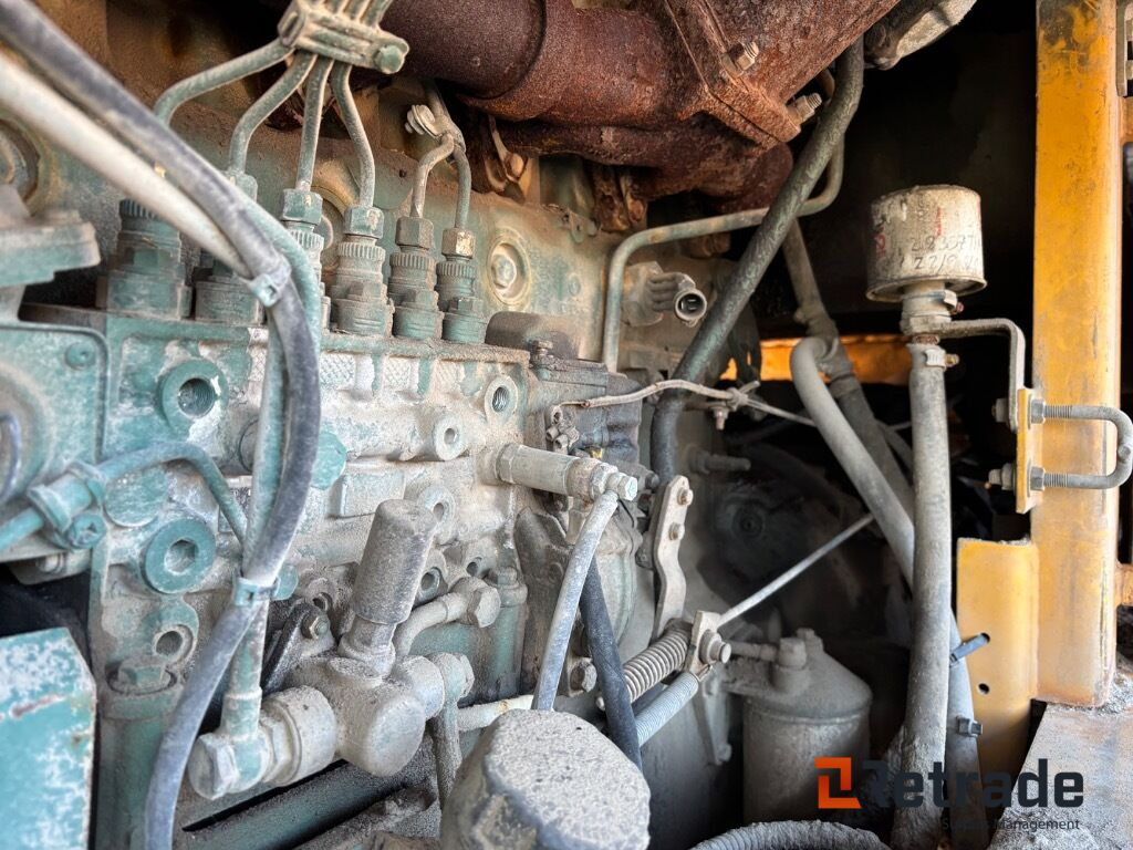 Wheel loader Hjullastare Volvo L180 med skopa