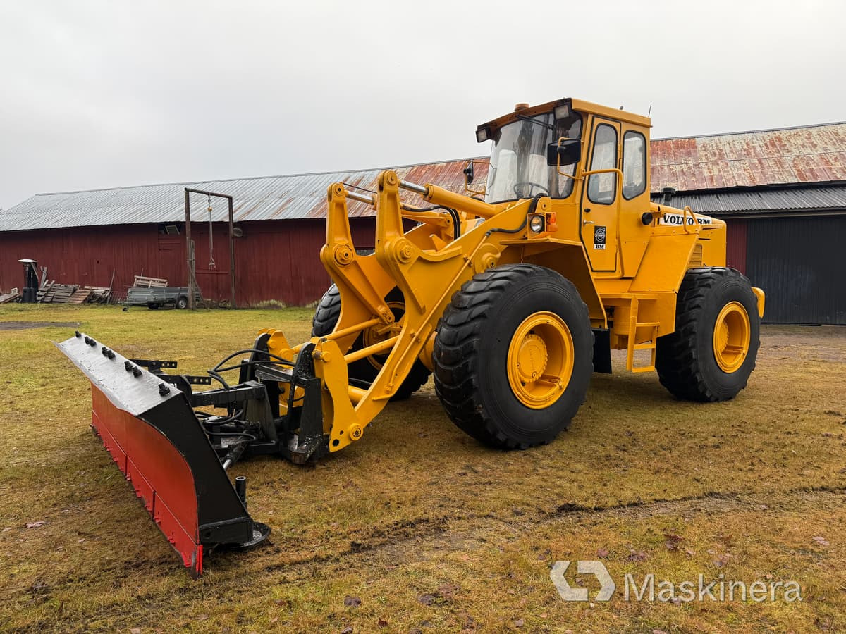 Wheel loader Hjullastare Volvo LM846 med tillbehör