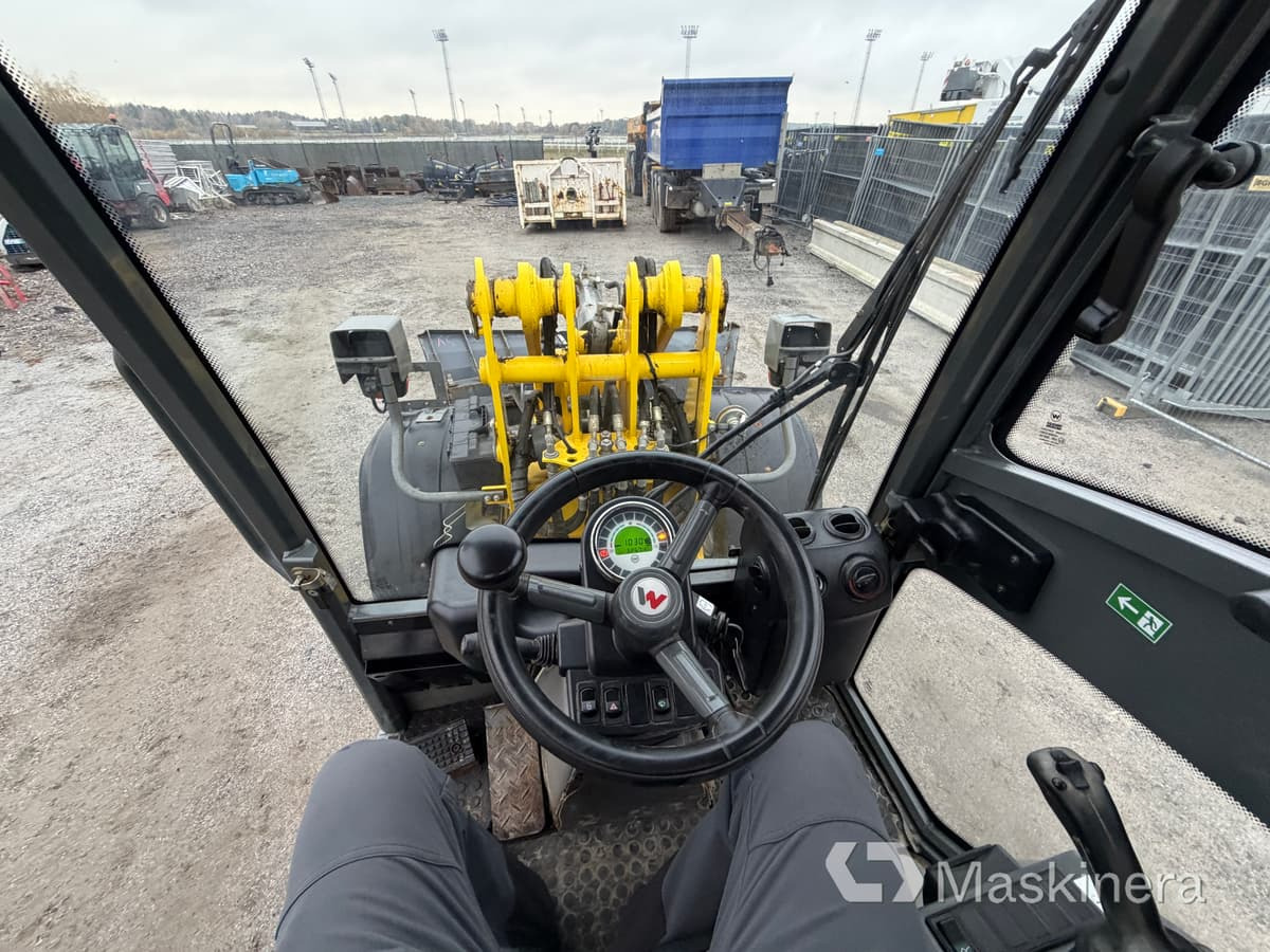 Wheel loader Hjullastare Wacker Neuson WL 54 med redskap